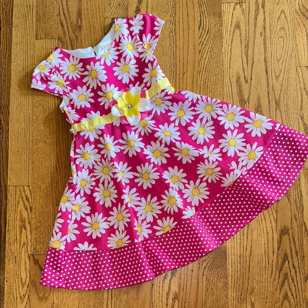 Youngland Pink and White Flutter Sleeve Sundress